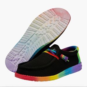 Hey Dude Wally Stretch Pride shoe